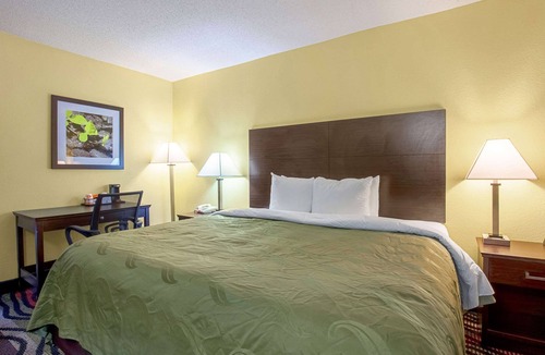 Holly Springs Hotel | Quality Inn Holly Springs South