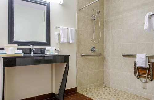 McComb Hotel | Quality Inn McComb