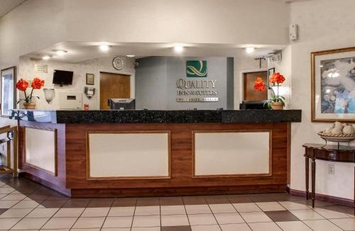 Clinton Hotel | Quality Inn & Suites Clinton - Jackson West