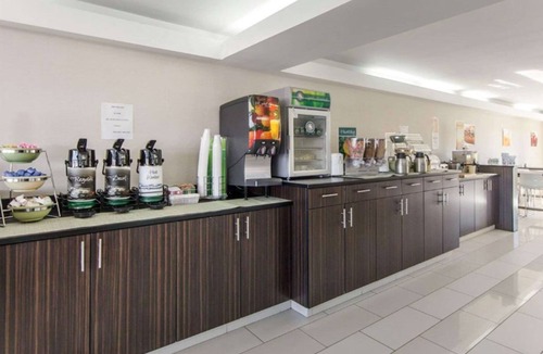Jasper Hotel | Quality Inn & Suites Jasper - Kimball