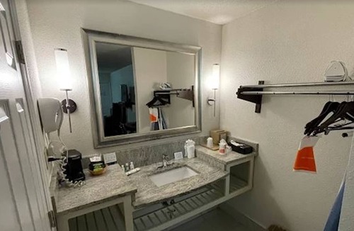 Jasper Hotel | Quality Inn & Suites Jasper - Kimball