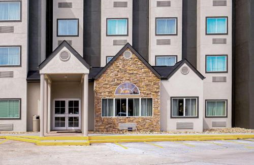 Robbinsville Hotel | Quality Inn & Suites Robbinsville
