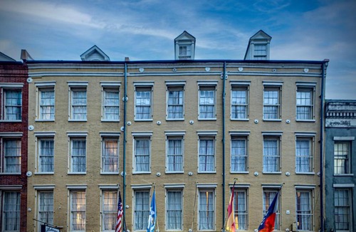 French Quarter Hotel | Quarter House Suites
