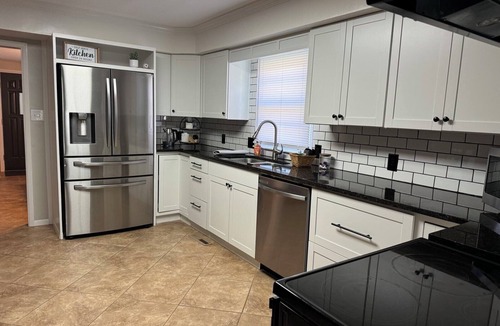 Topeka House | Quiet Centrally Located Close to Wasburn Private Drive