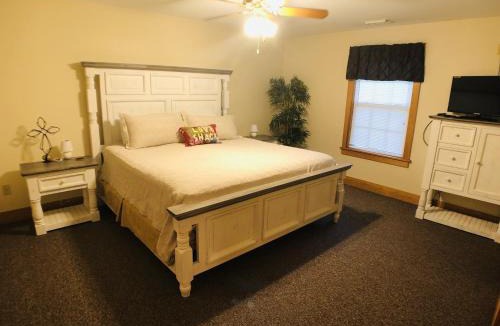 Pigeon Forge Apartment | Quiet Condo with Retreat Atmosphere