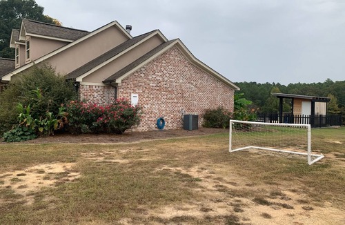 Elliott House | Quiet Country Home Minutes from Grenada Lake
