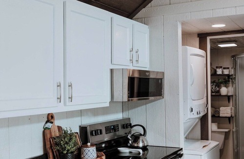 Salem House | Quiet Forest Hideaway Near Fredericksburg