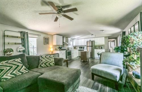 Simpsonville House | Quiet Oasis NearTown & Hospital