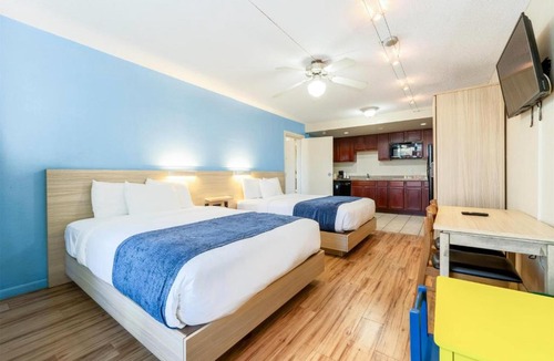 Kissimmee Hotel | Ramada by Wyndham Flamingo Water Park