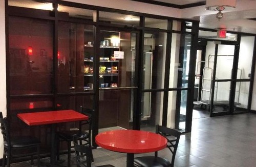 Pearl Hotel | Ramada by Wyndham Pearl/Jackson Airport
