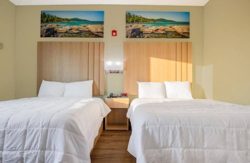 Adairsville Hotel | Red Lion Inn & Suites Adairsville