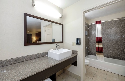 Hammond Hotel | Red Roof Inn PLUS+ Hammond