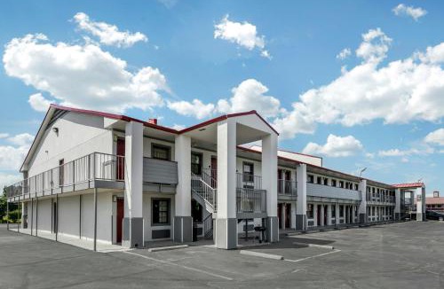 West Memphis Hotel | Red Roof Inn West Memphis, AR