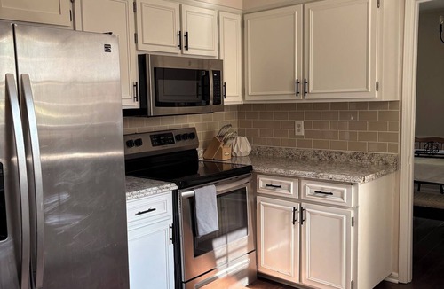LaGrange House | Relax and Unwind near West Point Lake
