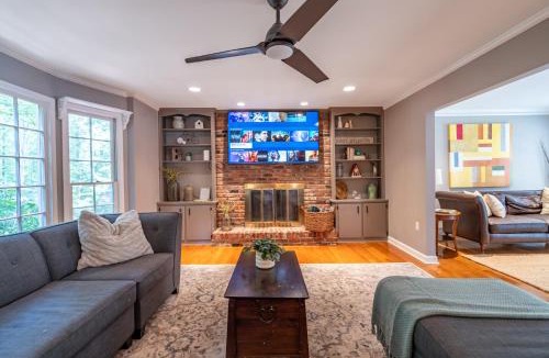 Dunwoody House | Relaxing Open-Air Home with Sunroom & Forest Views