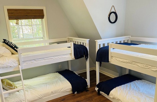 Eatonton Cottage | Relaxing waterfront getaway on Lake Sinclair