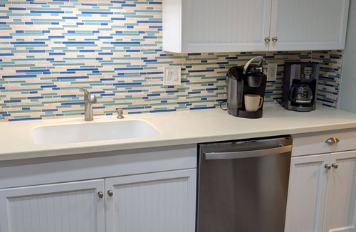 Shipyard Plantation Villa | Remodeled Beachwalk villa/beach locker/pool/8 min walk to beach in Shipyard