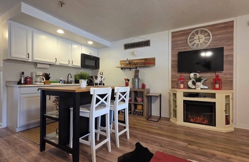 River Ranch Condo | Remodeled Westgate Cottage Near Pool & Rodeo Fun 316