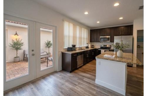 Buena Ventura Lakes Apartment | Resort-Style Home in gated community with ammenities close to MCO and Parks!