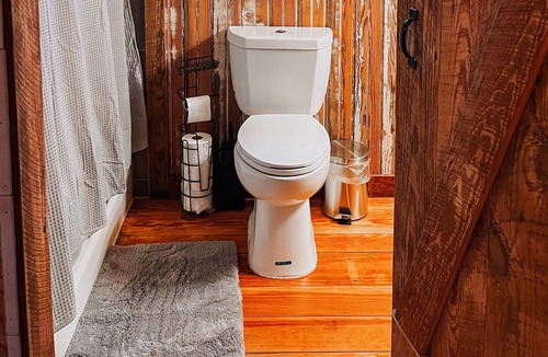 Gainesville Cabin | Restful Jewel In The Woods