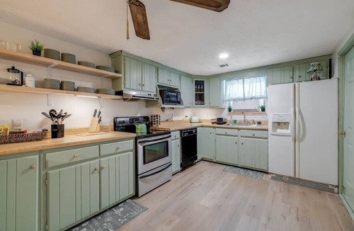 Pooler House | Retro Meets Modern - Two Houses - Sleeps 16+
