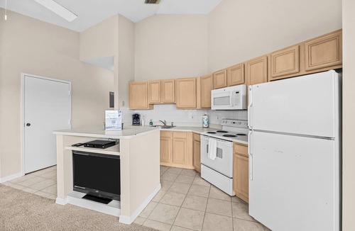 Port Saint Lucie Villa | Right Direction Rentals 2 Bedroom Villa 9906