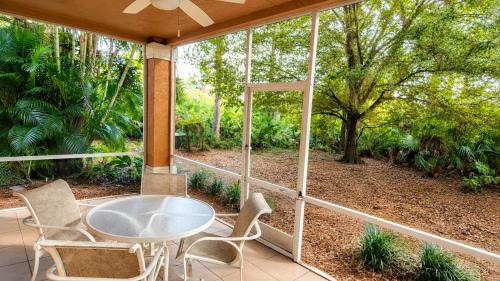 Port Saint Lucie Villa | Right Direction Rentals 2 Bedroom Villa 8401