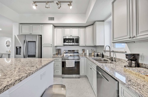 Merritt Island Condo | RIVER FLY IN Merritt Island , Launchpad Lookout View