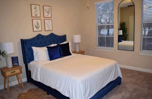 Memphis Apartment | River views Downtown at Memphis Blue with Free Parking