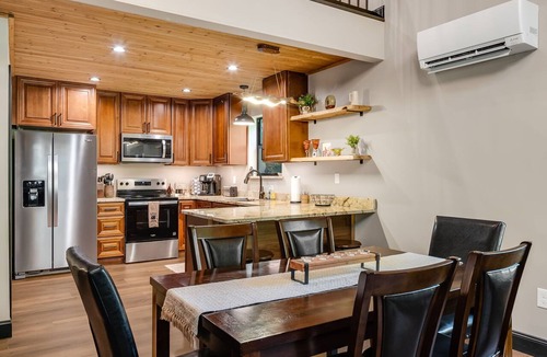 Canton Cabin | Riverfront Cabin, Sauna, Game Room, Fire-pit, Fishing, Pet Friendly, Sleeps 8