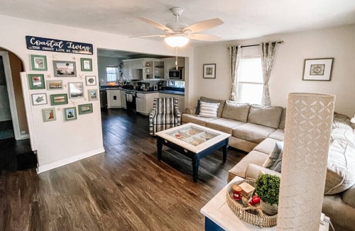 Elizabeth Mcbrides Raulersons House | Riverfront Retreat - Pool & Hot Tub - Mins from Beach, Speedway, & Ocean Center!