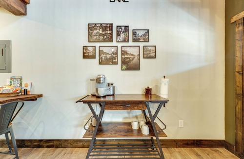 Ponce De Leon Apartment | Riverside Galena Loft: Eagle Watching & Water View