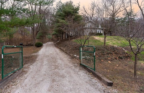 West Lafayette House | Riverside Retreat! 3 minutes to campus!