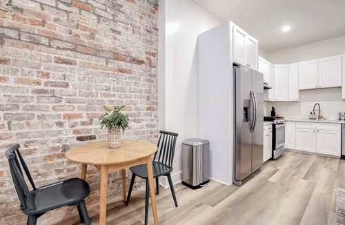 Arts/Warehouse District Apartment | Roami at Churchill | 3 Bedroom
