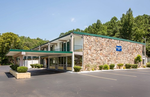 Gadsden Hotel | Rodeway Inn Gadsden 1-59 Exit 183