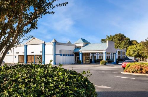 Tucker Hotel | Rodeway Inn Stone Mountain