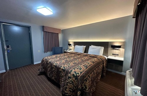 Walhalla Hotel | Rodeway Inn & Suites Walhalla