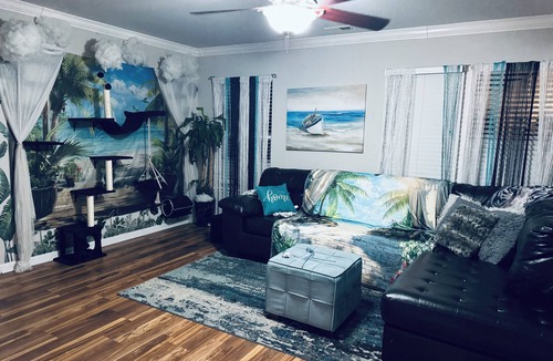 Ladson House | Roommate in shared home Queen bedroom furnitured
