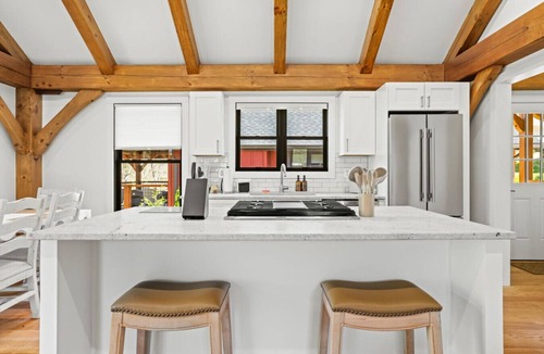 Sugarfork Cabin | Rose Cabin at Highland Peaks Retreat