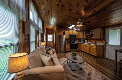 Mount Sterling Cabin | Rustic Mt. Sterling Cabin 2 Near Downtown Pets OK