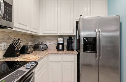 Demere Park Condo | Salt & Light - Demere Landing Villa with Community Pool