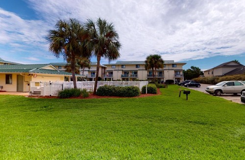 Miramar Beach Apartment | Sandprints B7