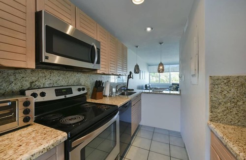 Islamorada Condo | Sandy Pointe: Cozy 2BR condo in Islamorada with sandy beach