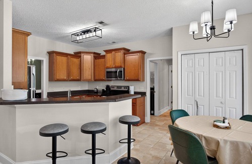 Pooler House | Savannah Oasis: Huge 6BR Home w/Arcade & King Beds Sleep 12, 9 beds, 6 BR, 3 BA