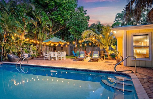Yacht Club Estates House | Sawfish Bay Bungalow Old Florida Charm