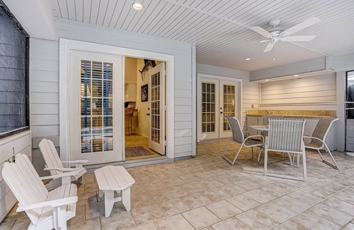 American Beach House | Screened In Private Pool | Summer Beach Home | Short Walk to the Beach