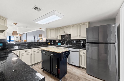 Fort Walton Beach Condo | SD 402: Seashell Haven - The Best Part of the Day? Sunsets and Serenity!