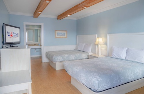 Savannah Beach Hotel | Sea And Breeze Hotel And Condo