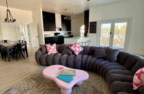 Horton Shores House | Sea & Be Seen Heated Pool Steps to Beach & Flagler