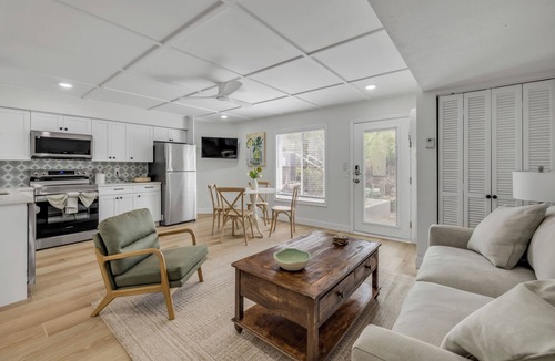 New Smyrna Beach Condo | Secluded Condo 11 | 1 bedroom/1 bath-Steps to New Smyrna Beach